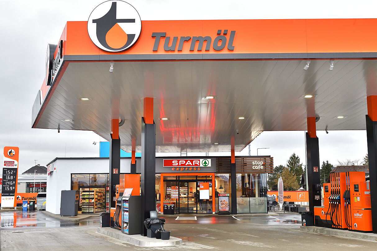 Neuer Glanz in Wels: Turmöl Station eröffnet neu nach umfassenden Bauarbeiten