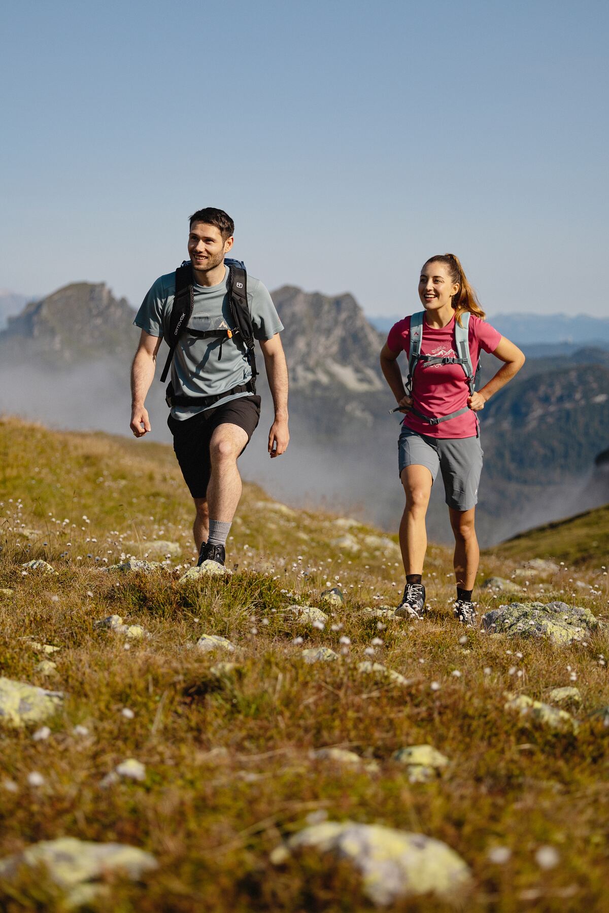 Jeder Zehnte liebt die Berge, 27 % sporteln am liebsten im Wald 