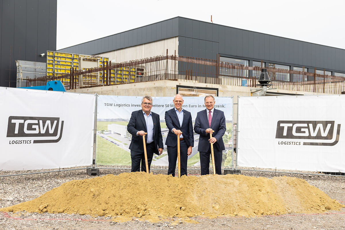 Bürgermeister Paul Mahr_CEO Henry Puhl_Landeshauptmann Thomas Stelzer