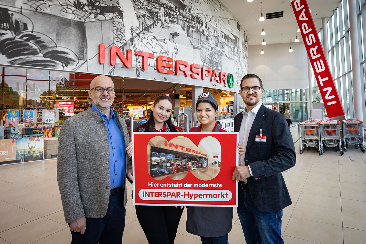 Baubeginn im INTERSPAR-Hypermarkt SCW