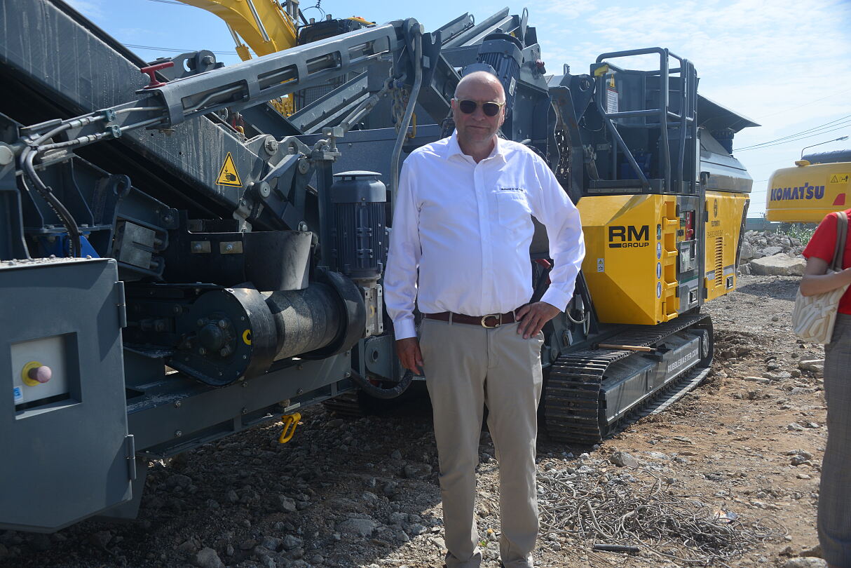 PA_RUBBLE MASTER setzt Meilenstein für Bauschutt-Recycling in Südostasien_Hanisch