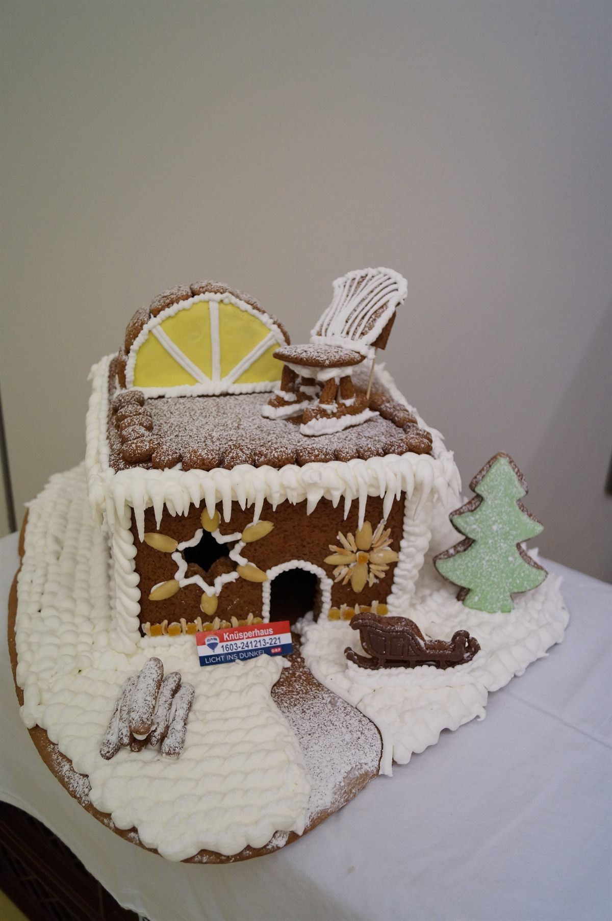 Lebkuchenhaus-Knusperhaus_Sonnengenuss-auf-Dachterasse