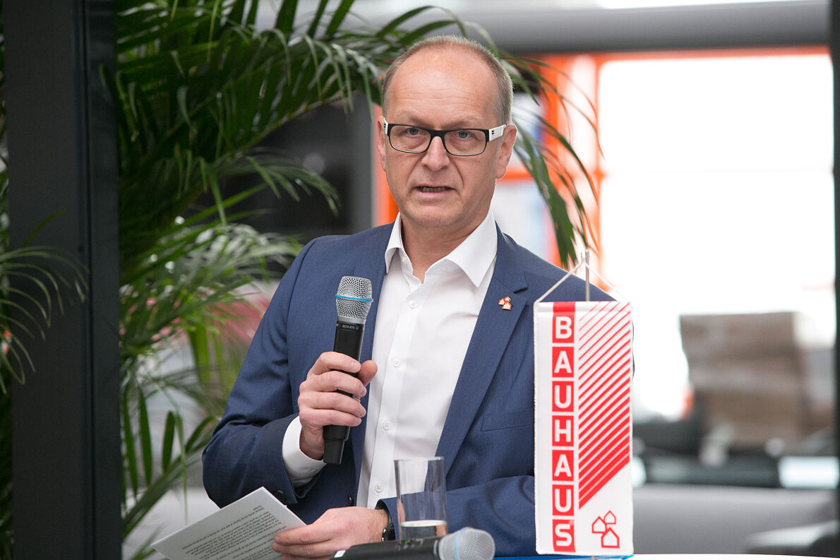 BAUHAUS-Geschäftsführer Mag. Horst Greisinger eröffnet mit Stolz den neuen BAUHAUS-Standort in St. Pölten