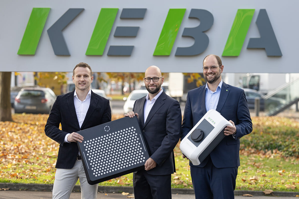 v.l.n.r.: Gregor Eckhard (COO Easelink), Christian Peer (CEO KEBA Energy Automation), Gerhard Weidinger (CTO KEBA Energy Automation)  