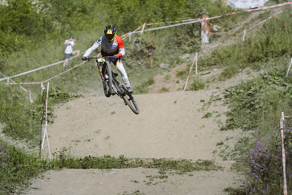 Andi Kolb sichert sich souverän den Europameister-Titel in Champéry in der Schweiz