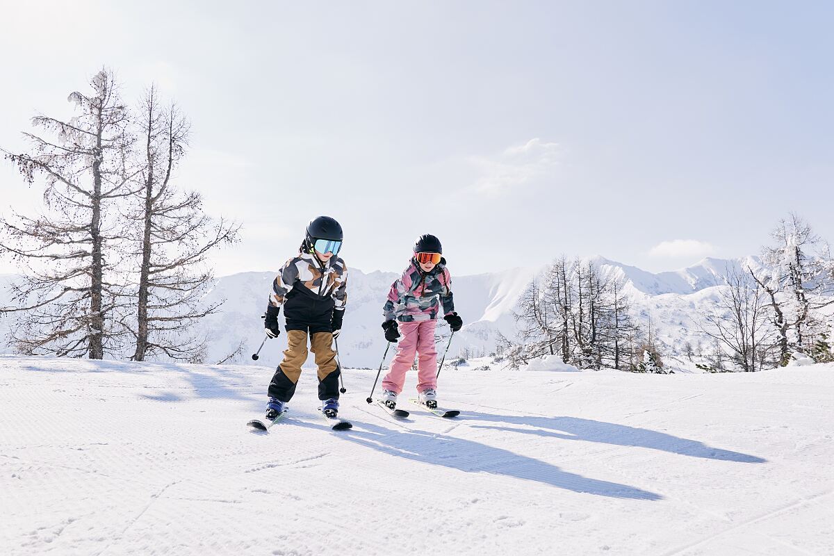 INTERSPORT blickt optimistisch auf die Wintersaison 202425 und erkennt besonderes Potenzial im Verleihbereich sowie in Angeboten für die jüngere Generation und Familien.