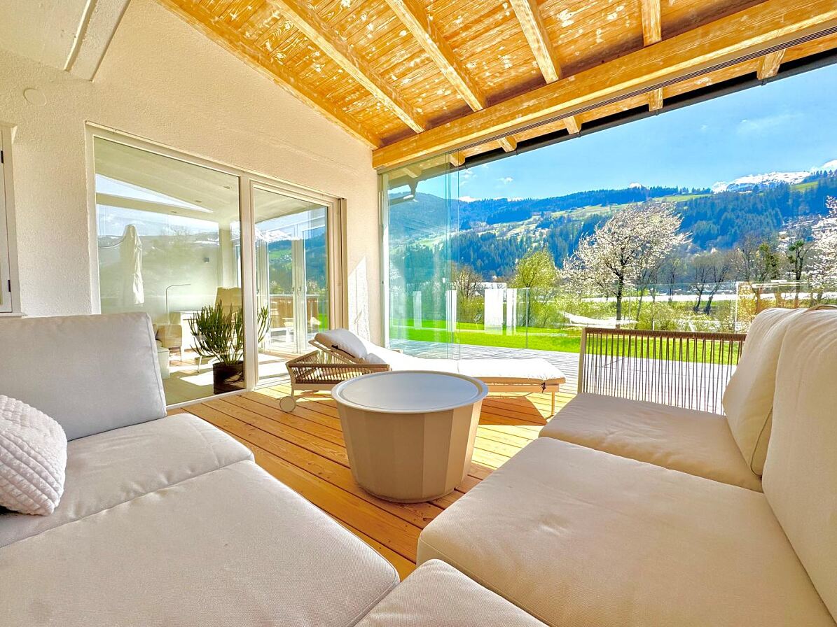 REMAX Recon