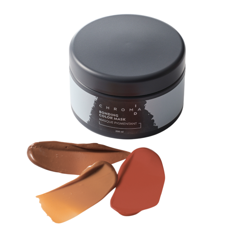 Chroma ID ist eine semipermanente Farbauffrischung. In ausgewählten KLIPP Salons erhält man die individuell gemixte Farbauffrischungsmaske für zwischendurch für zu Hause. 250ml €22,90